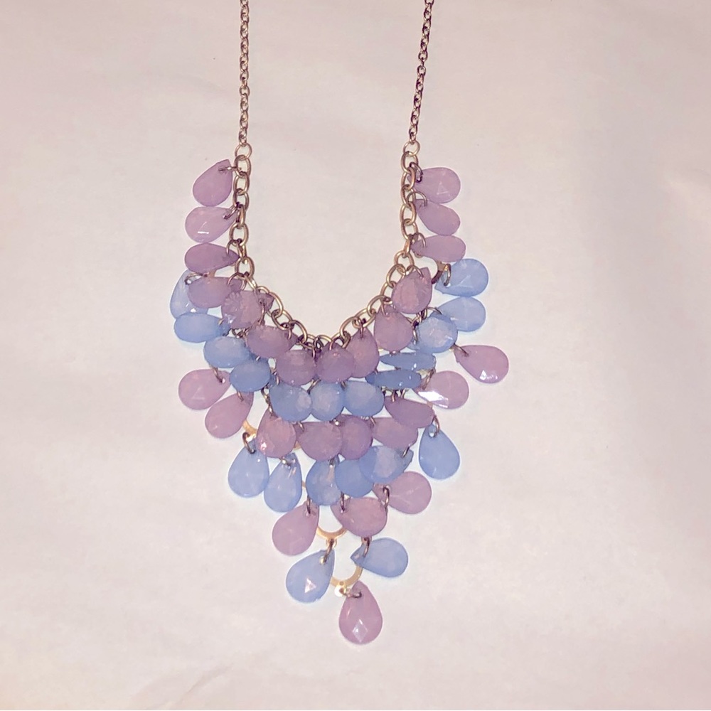 Necklace & earring set